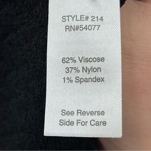 CAbi Style 214 Amelie Black Textured A-Line Skirt Size Small - Picture 8 of 8
